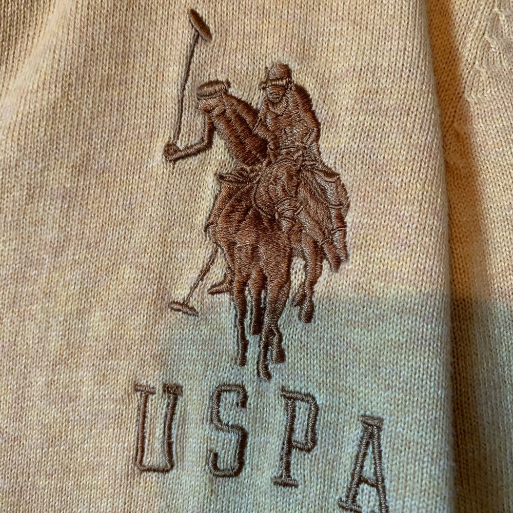 Cardigan - Picture 2 of 4